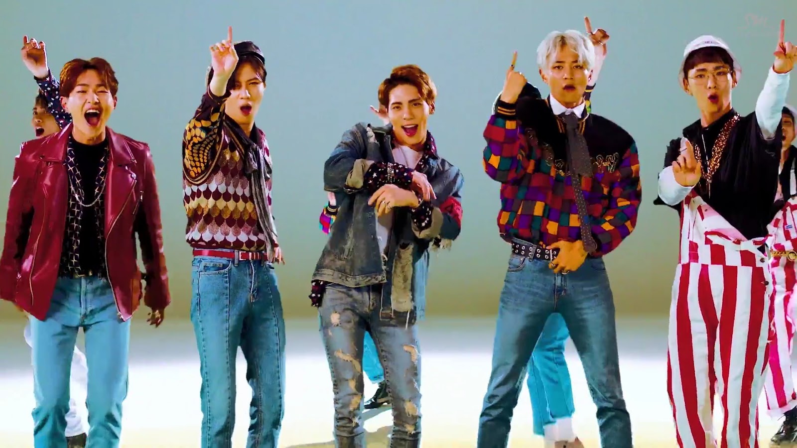 SHINee 샤이니 1 of 1 1080p0009992016 10 05 09 16 06